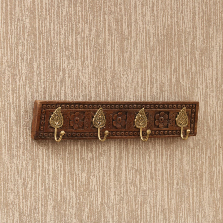 4 Hook Wooden Carved Cloth Hook Hook
